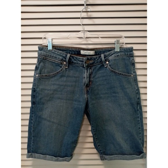 Levi's 545 Size 8 Shorts Blue Jean Denim Bermuda Cotton Womens Cuffed Stretch - Picture 9 of 9
